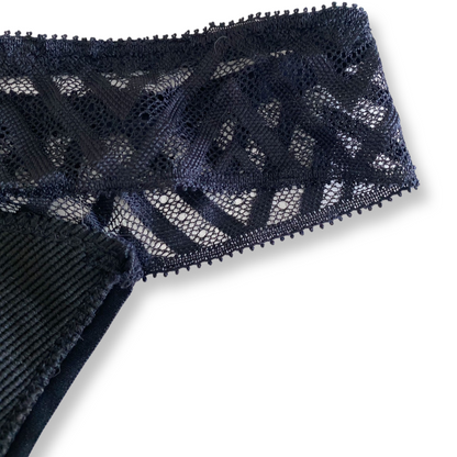 Lace Leakproof Thong - Light 🩸